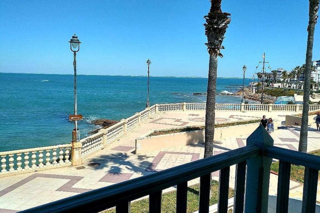 Casa Mirando Al Mar, Hermosas Vistas. Чипиона Екстериор снимка